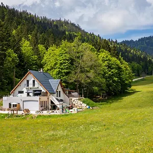 https://studio-la-resilience-au-pied-des-pistes-a-autrans.hotels-rhonealpes.com